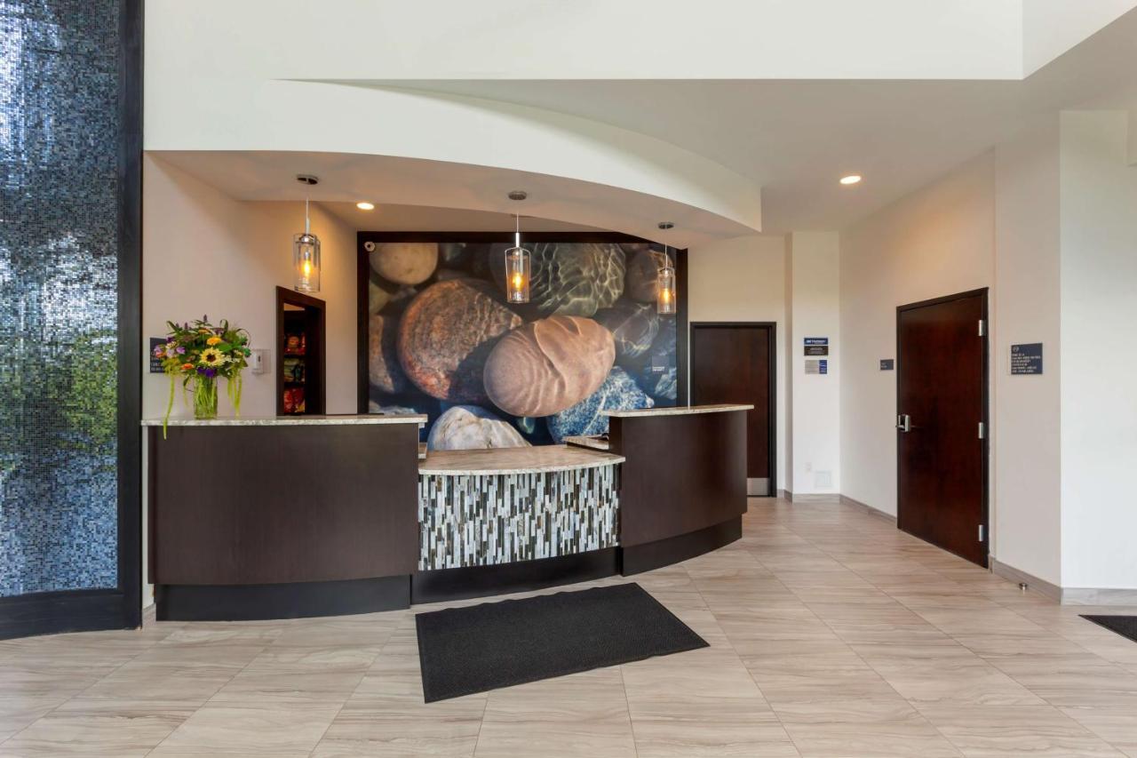 Best Western Premier Northwood Hotel Timmins Extérieur photo