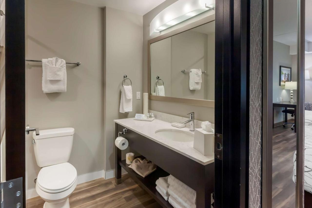 Best Western Premier Northwood Hotel Timmins Extérieur photo