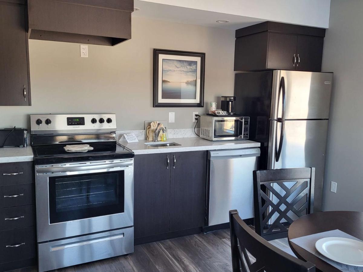 Best Western Premier Northwood Hotel Timmins Extérieur photo