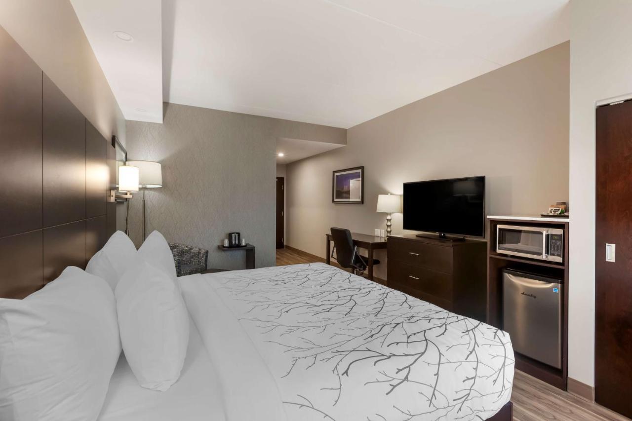Best Western Premier Northwood Hotel Timmins Extérieur photo